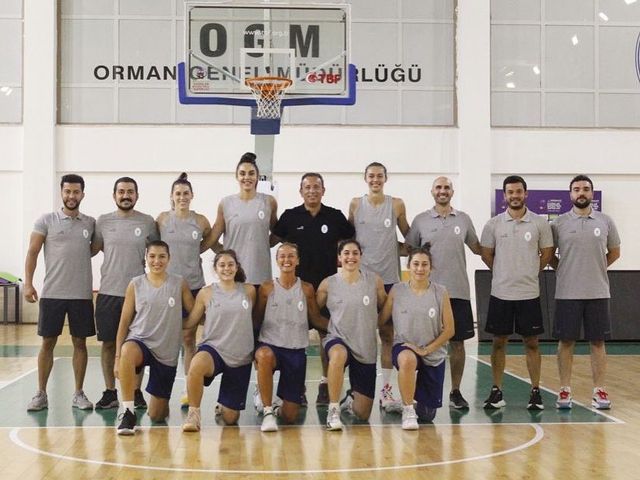'A KADIN TAKIMIMIZ 2021-2022 SEZONUNU AÇTI!