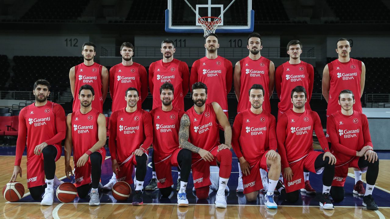 A Milli Takımımız Sahamızda