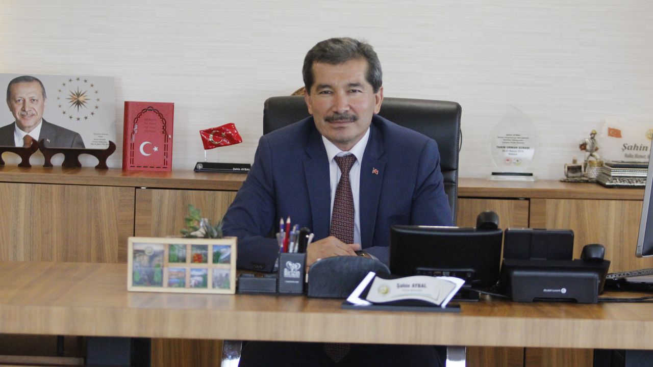 'BAŞKAN ŞAHİN AYBAL, HEM KULÜBÜN GERİDE KALAN DÖNEMDEKİ BAŞARILARINI HEM DE GELECEK HEDEFLERİNİ PAYLAŞTI.'