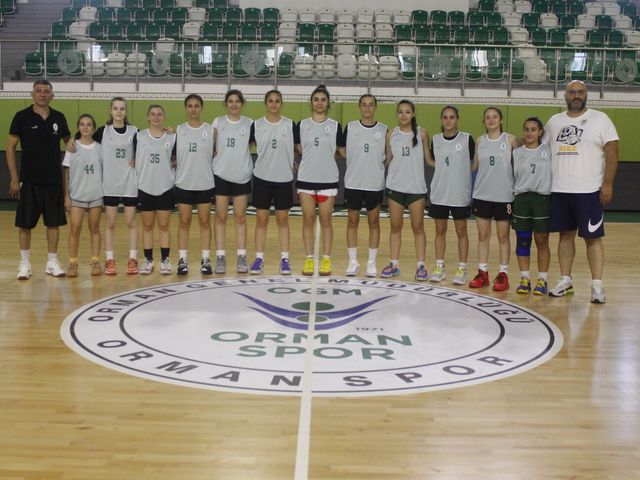 'BASKETBOL GENÇ KIZLAR LİGİ SEZONU AÇTI!'