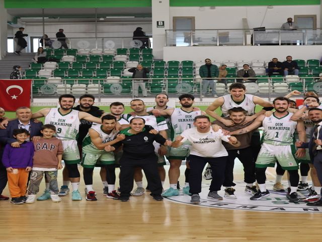 'ERKEK A TAKIMIMIZ EVİMİZDE GALİP'