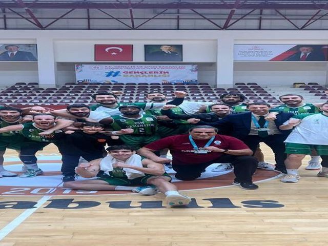 ERKEK A TAKIMIMIZ İSTANBUL'DAN GALİBİYETLE AYRILIYOR