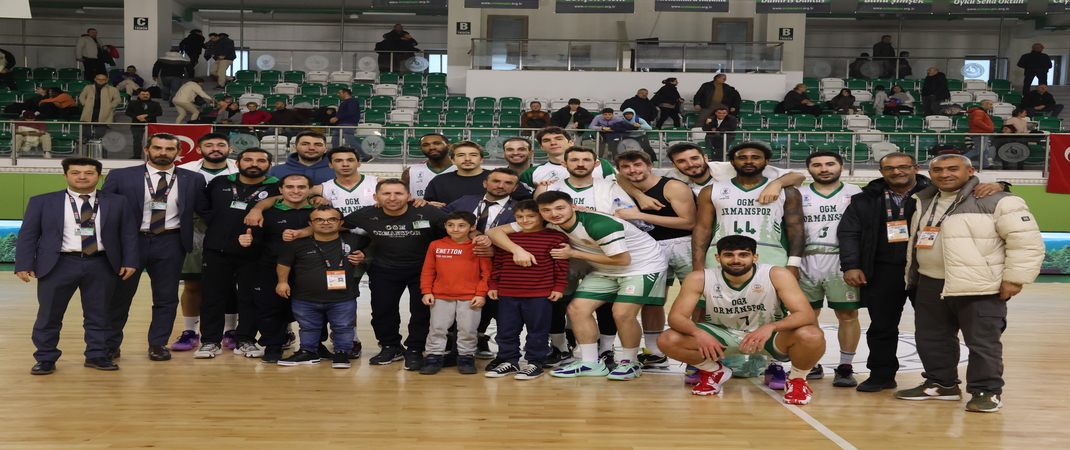 'ERKEK A TAKIMIZ EVİMİZDE GALİP'