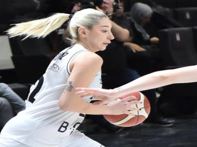 'KADIN A TAKIMIMIZ SERİYİ 6 MAÇA ÇIKARDI'