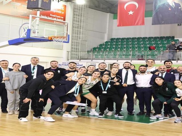 KADIN A TAKIMIMIZDAN TARİHİ ZAFER