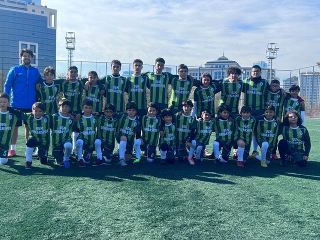 'OGM ORMANSPOR FUTBOL SPOR OKULU KAYITLARIMIZ DEVAM EDİYOR!'