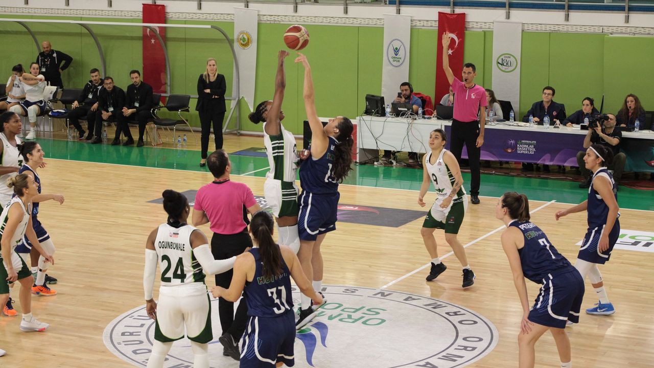 OGM Ormanspor, Hatay Büyükşehir Belediyespor'u 93-82 mağlup etti.