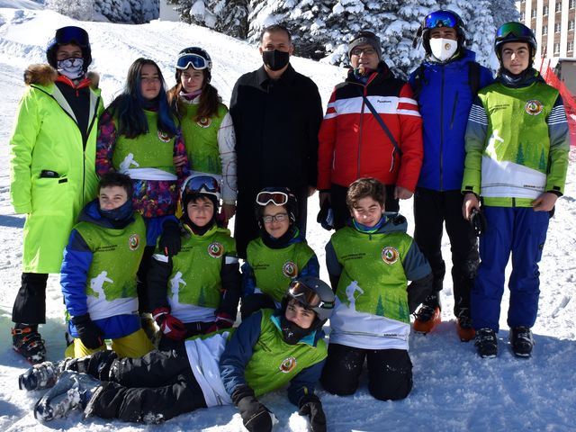 'ORMAN ŞEHİTLERİMİZİN ÇOCUKLARI ULUDAĞ'IN KEYFİNİ ÇIKARDI'