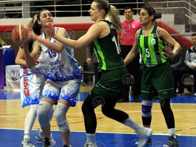 ORMANIN PERİLERİ SAMSUN'DAN GALİBİYET İLE DÖNÜYOR