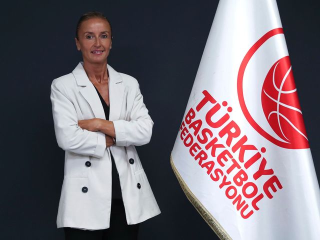 'TEBRİKLER KAPTAN'
